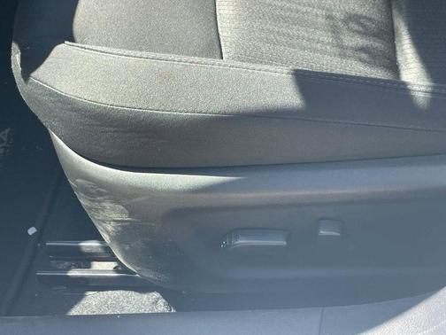 Glacier White 2025 Nissan Altima 2.5 SV