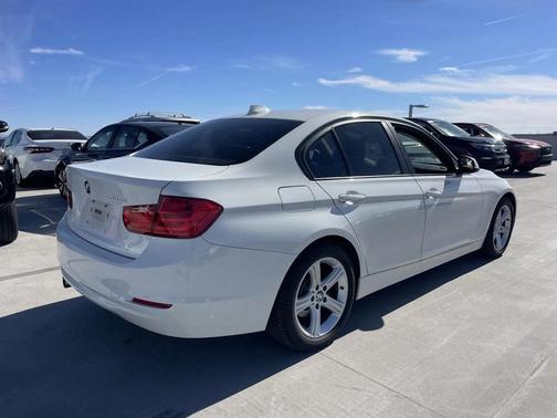 2015 BMW 328 328i
