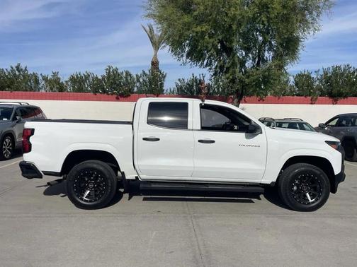 2024 Chevrolet Colorado WT