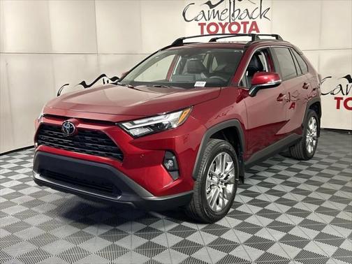 2025 Toyota RAV4 XLE Premium
