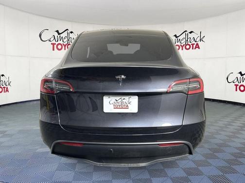 2024 Tesla Model Y Long Range Dual Motor All-Wheel Drive