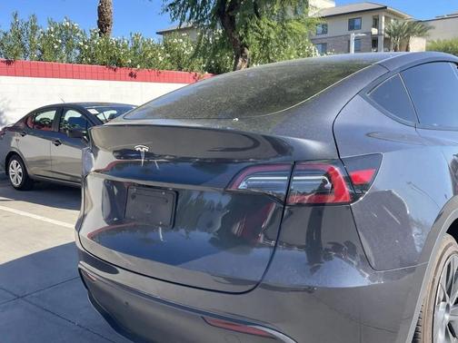 2024 Tesla Model Y Long Range Dual Motor All-Wheel Drive