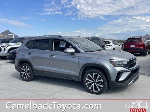 2024 Volkswagen Taos 1.5T SE