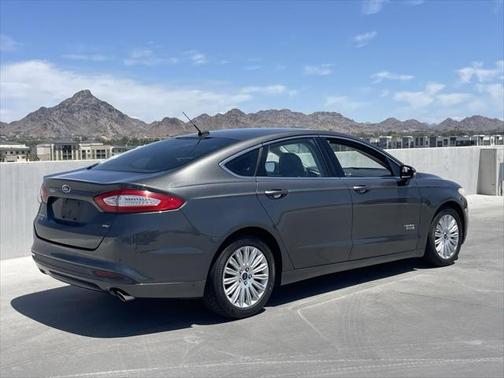2016 Ford Fusion Energi SE Luxury