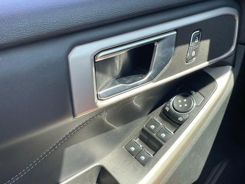 Iconic Silver 2024 Ford Explorer XLT