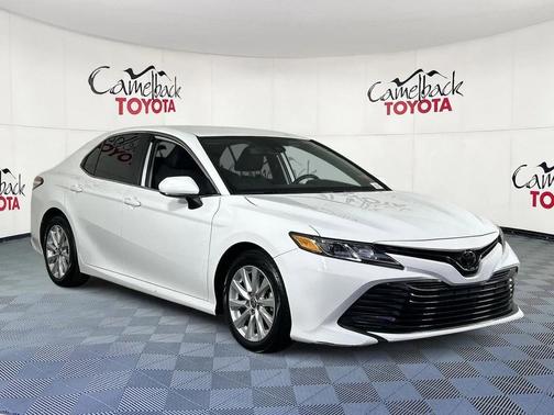 2020 Toyota Camry LE