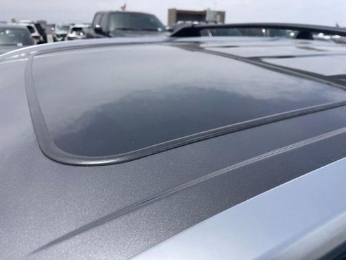 Magnetic Gray Metallic 2021 Toyota Highlander XLE
