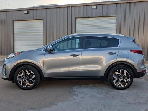 2020 Kia Sportage EX