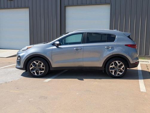 2020 Kia Sportage EX