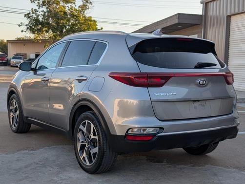 2020 Kia Sportage EX