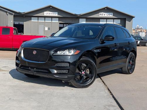 2018 Jaguar F-PACE 25t Premium