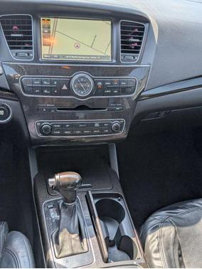 2016 Kia Cadenza Premium