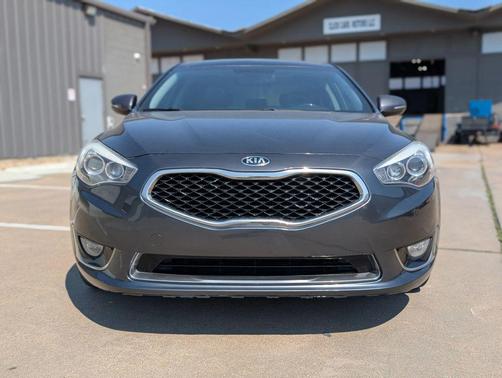 2016 Kia Cadenza Premium