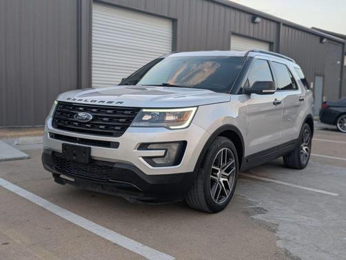 2016 Ford Explorer Sport