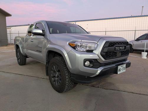 2022 Toyota Tacoma SR5