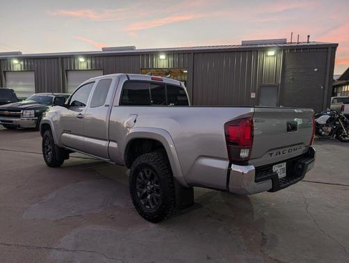 2022 Toyota Tacoma SR5