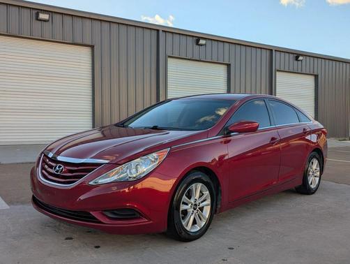 2011 Hyundai SONATA GLS