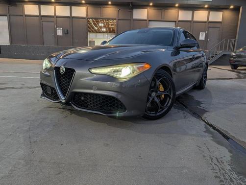 2018 Alfa Romeo Giulia Ti Sport