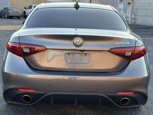 2018 Alfa Romeo Giulia Ti Sport