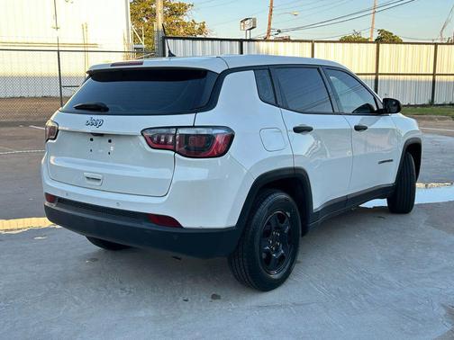 2018 Jeep Compass Sport