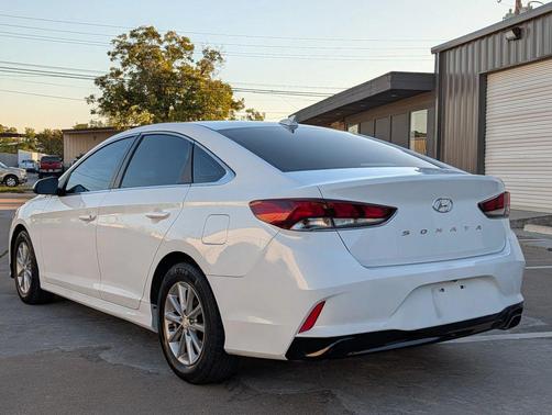 2019 Hyundai SONATA SE