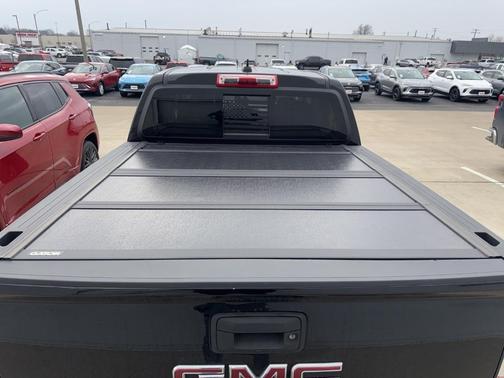 2022 GMC Canyon AT4 w/Cloth