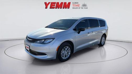 2026 Chrysler Voyager LX