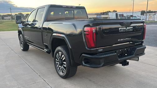 2024 GMC Sierra 2500 Denali Ultimate
