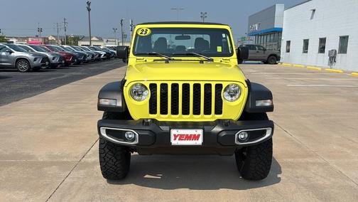2023 Jeep Gladiator Sport
