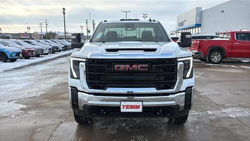 2026 GMC Sierra 2500 Pro