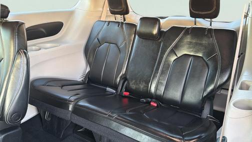 Fathom Blue Pearlcoat 2023 Chrysler Pacifica Touring-L