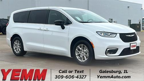 2026 Chrysler Pacifica Select