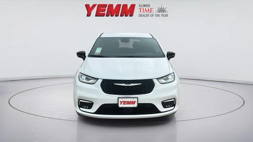 Bright White 2026 Chrysler Pacifica Select