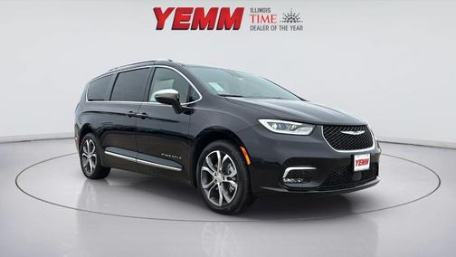 2026 Chrysler Pacifica Pinnacle AWD