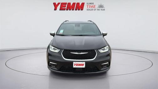 2026 Chrysler Pacifica Pinnacle AWD