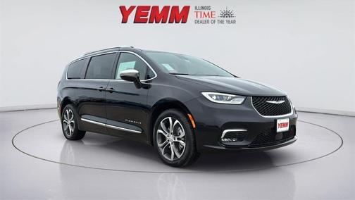 2026 Chrysler Pacifica Pinnacle AWD