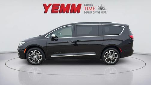 Diamond Black 2026 Chrysler Pacifica Pinnacle AWD