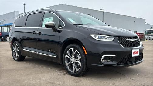 2026 Chrysler Pacifica Pinnacle AWD