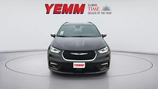 Diamond Black 2026 Chrysler Pacifica Pinnacle AWD