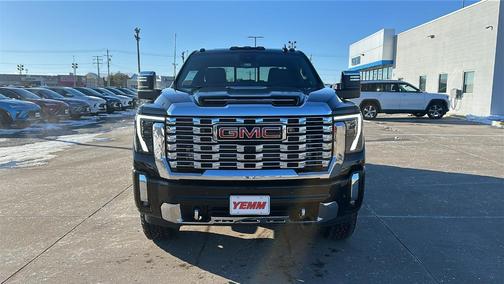 2026 GMC Sierra 2500 Denali
