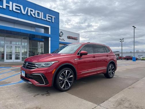 2024 Volkswagen Tiguan 2.0T SEL R-Line