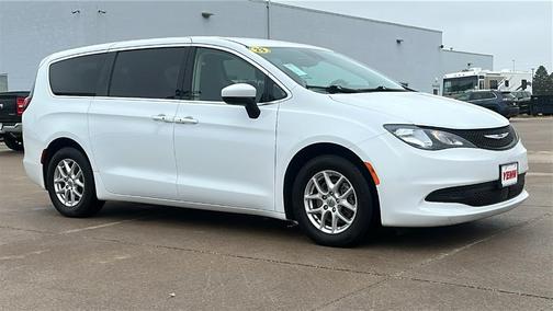 2023 Chrysler Voyager LX