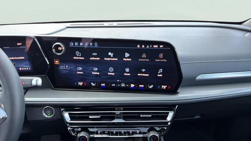 Mosaic Black Metallic 2026 Chevrolet Traverse LT