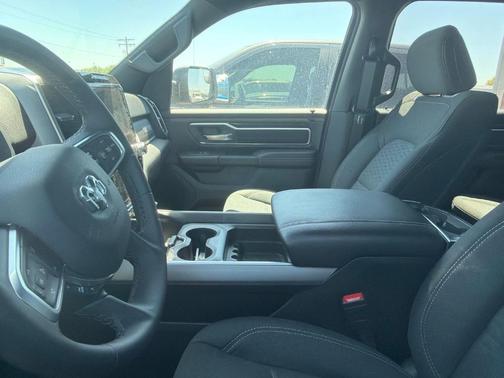 Hydro Blue Pearlcoat 2025 RAM 1500 Big Horn/Lone Star