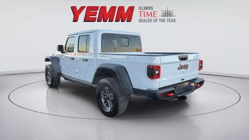 Bright White 2026 Jeep Gladiator Mojave