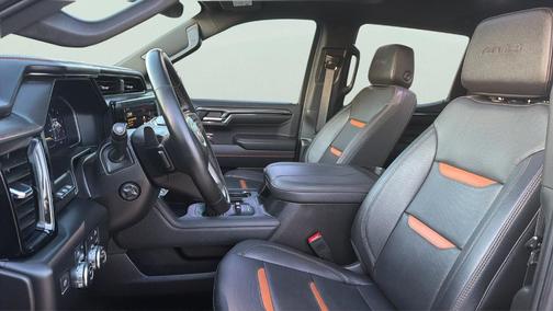 Onyx Black 2023 GMC Sierra 1500 AT4