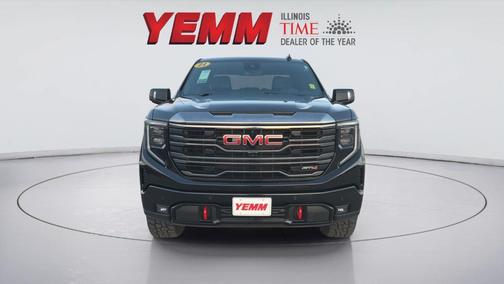 Onyx Black 2023 GMC Sierra 1500 AT4