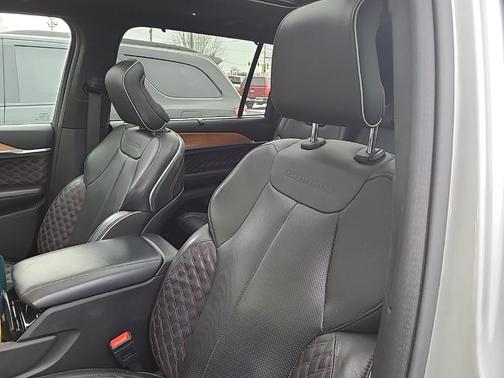 2023 Jeep Grand Cherokee L Summit