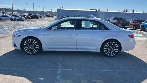 2017 Lincoln Continental Reserve