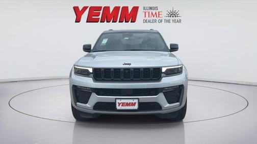 Silver Zynith 2026 Jeep Grand Cherokee Summit